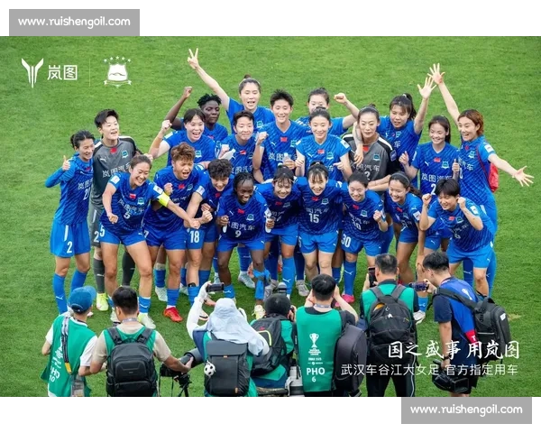 铿锵玫瑰再出发中国女足最新一战展现拼搏与希望精神力量未来征程